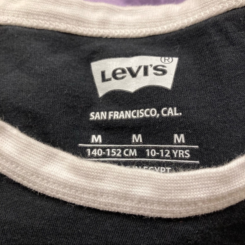Levi’s tee - Picture 5 of 5